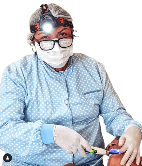 nakazako_atendendo-removebg-preview (1)